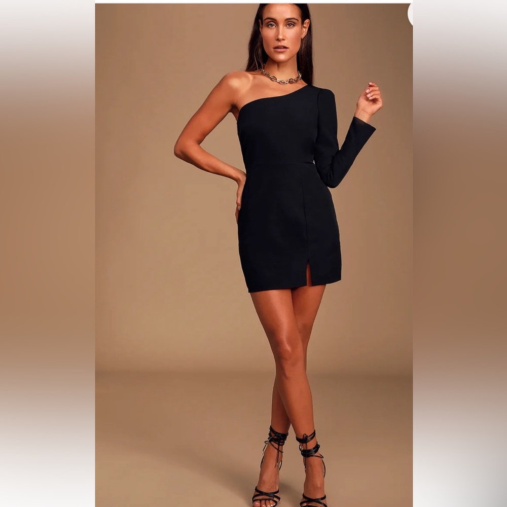Women’s black dress
